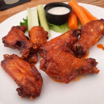 The Pearl Restaurant and Bar - Hot honey wings - Seafood Near Me - Houston, Texas The Pearl Restaurant and Bar - Hot honey wings - Seafood Near Me - Houston, Texas