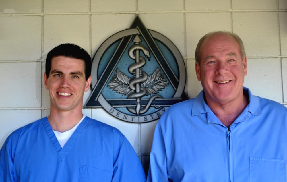 BOWLING FAMILY DENTISTRY Updated September 2024 1080 Sycamore St