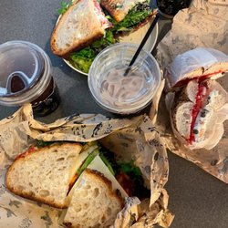 Familiars Coffee & Tea