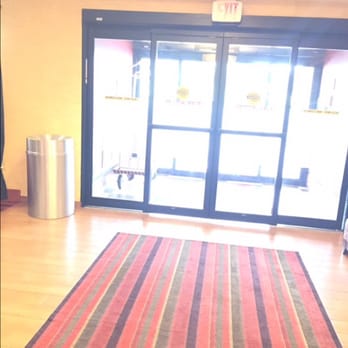 Hampton Inn Columbia - Entry way. - Hotels Near Me - Columbia, Missouri Hampton Inn Columbia - Entry way. - Hotels Near Me - Columbia, Missouri