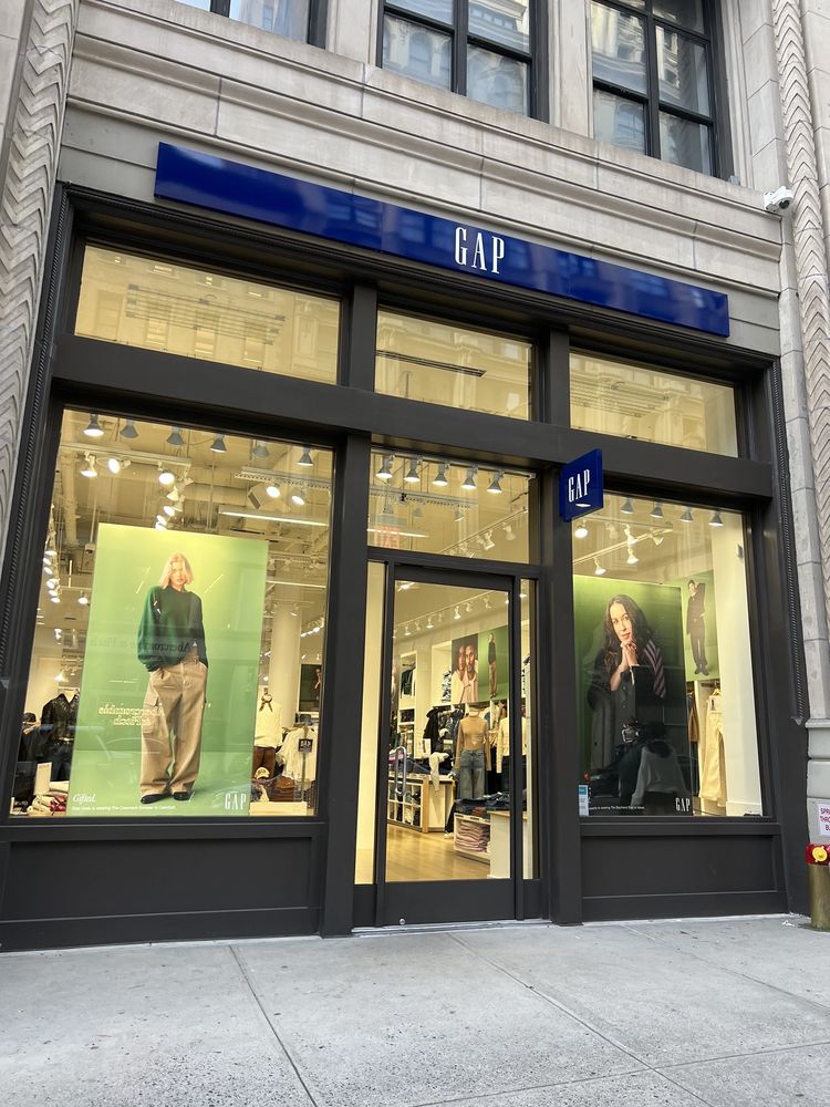 GAP - Updated October 2025 - 156 5th Ave, New York, New York - Men's ...