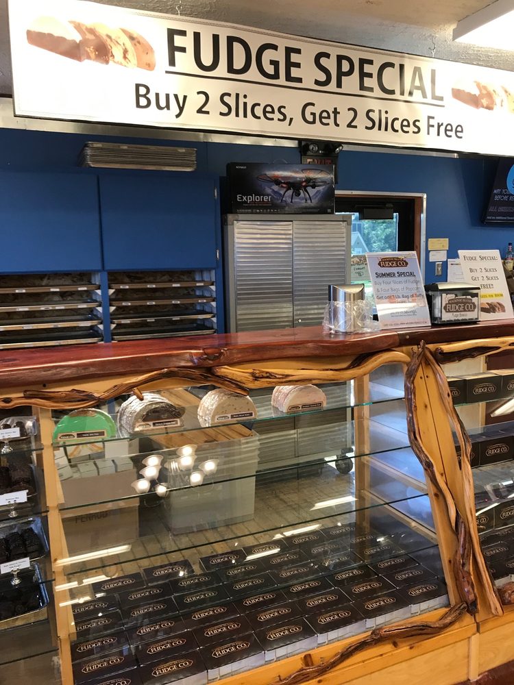 DEVONS MACKINAW ISLAND POP CORN FACTORY Updated May 2024 328 S