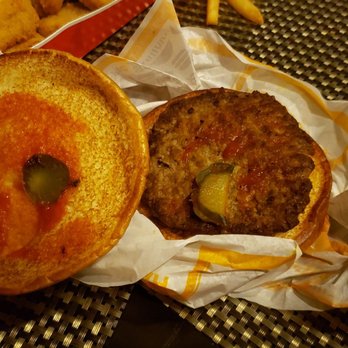 Jack in the Box - Paid $1.49 for this cheeseburger but wheres the cheese? - Fast Food Near Me - Suisun City, California