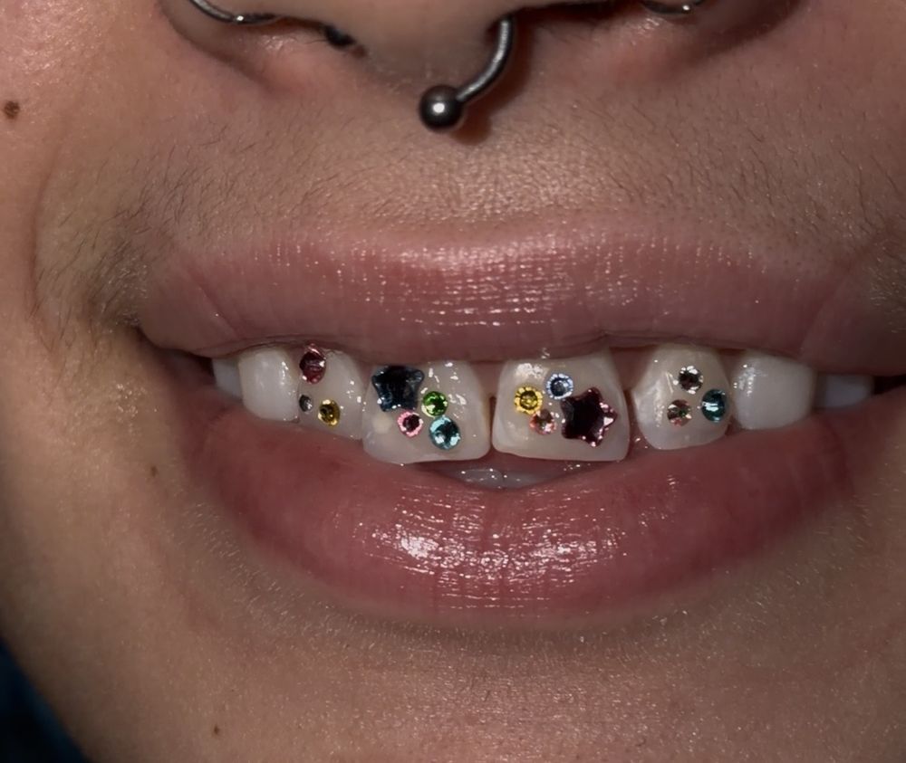 Teeth Blingy Logo