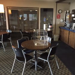 Aero Inn - Breakfast area.