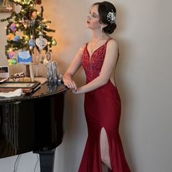 Omnibus Fashions - Senior prom