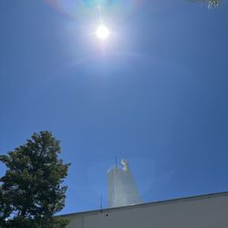 Sunspot Solar Observatory - Sun is exactly at the 12 position above the Sun observatory.