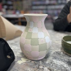 Creative Arts Studio - Walk-in pottery painting