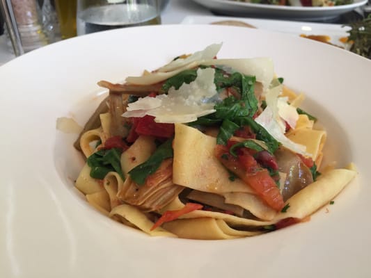 Le Petit Paris by null