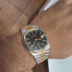 Don Roberto Jewelers - Watch