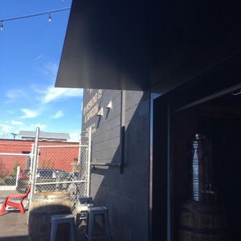 E9 Brewing - Breweries Near Me - Tacoma, Washington