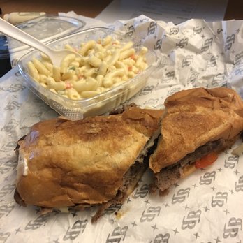 Bozzelli's Italian Deli-Crystal City - Delis Near Me - Arlington, Virginia