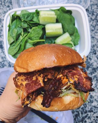 Holy Burger LES by null