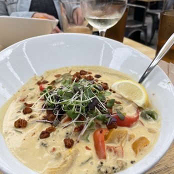 Second Nature - Yellow curry - Breakfast & Brunch Near Me - San Diego, California
