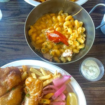 Hook & Anchor - Seafood Near Me - Costa Mesa, California