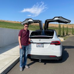 Tesla Winery Tours - Owner Chris