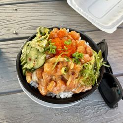 Amy's Shrimp And Poke Shack - Spicy salmon poke