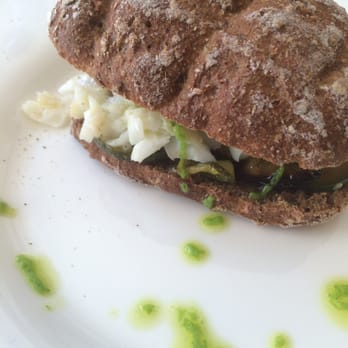 Moriello 2.0 - Panino integrale, scapece di zucchine e merluzzo - Seafood Near Me - Termoli, CB