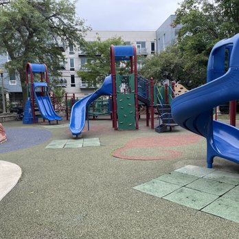 Commercial Club Playground - Playgrounds Near Me - Chicago, Illinois