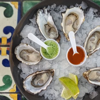 Holbox - Shigoku oysters, not cleaned well and tasted super briny - Latin American Near Me - Los Angeles, California