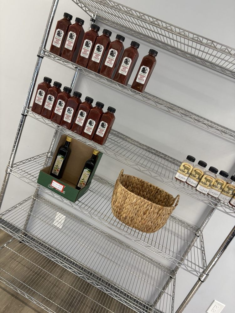 Max Farms Butcher shop Logo