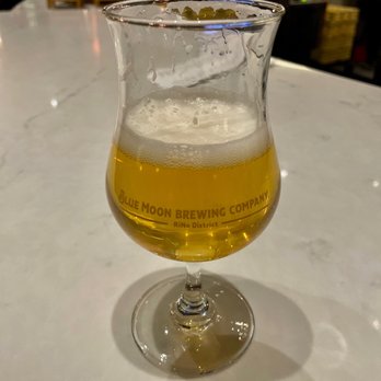 Blue Moon Brewing Company - Orange Blossom Honey Kolsch - Brewpubs Near Me - Denver, Colorado Blue Moon Brewing Company - Orange Blossom Honey Kolsch - Brewpubs Near Me - Denver, Colorado