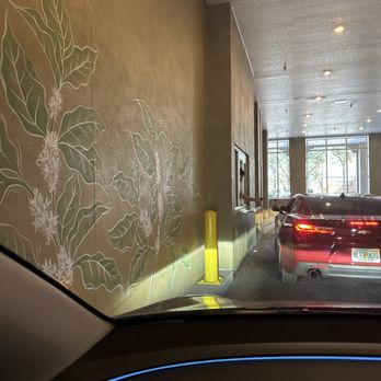Starbucks - Drive thru - Coffee & Tea Near Me - Maitland, Florida