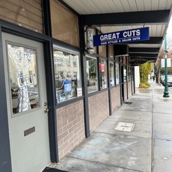 Great Cuts - Store front