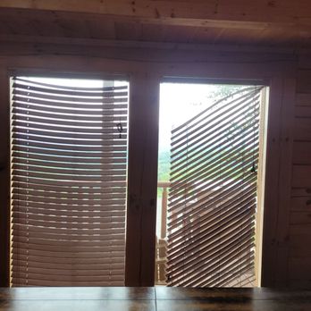 Eden Crest Vacation Rentals - The window in the dining room during the daytime - Vacation Rentals Near Me - Pigeon Forge, Tennessee