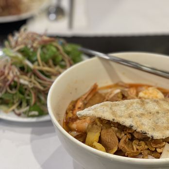 Ngự Bình Restaurant - Item 16 on the Menu - Spicy white noodle with Pork and Shrimps - alright but not wow! - Vietnamese Near Me - Westminster, California Ngự Bình Restaurant - Item 16 on the Menu - Spicy white noodle with Pork and Shrimps - alright but not wow! - Vietnamese Near Me - Westminster, California