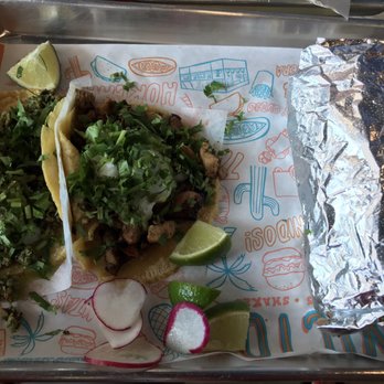 Invicto - Chorizo Verde and arabes - Tacos Near Me - Vernon Hills, Illinois Invicto - Chorizo Verde and arabes - Tacos Near Me - Vernon Hills, Illinois