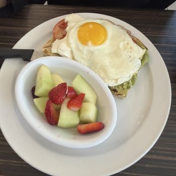 Le Peep - Avocado ricotta toast - Breakfast & Brunch Near Me - Edison, New Jersey Le Peep - Avocado ricotta toast - Breakfast & Brunch Near Me - Edison, New Jersey