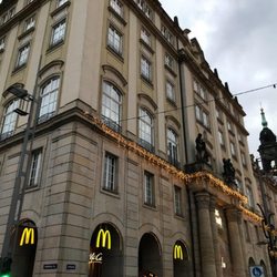 McDonald's - McDonald's fastfood rýchle občerstvenie