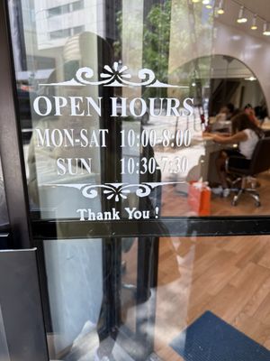 Picasso Nail by null