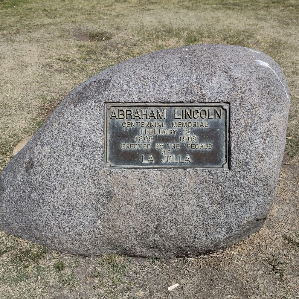 Ellen Browning Scripps Park - Memorial stone - Parks Near Me - La Jolla, California Ellen Browning Scripps Park - Memorial stone - Parks Near Me - La Jolla, California