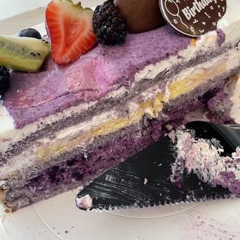 85°C Bakery Cafe-Newark - Ube cake - Bakeries Near Me - Newark, California