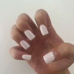 Issabella Nail & Spa