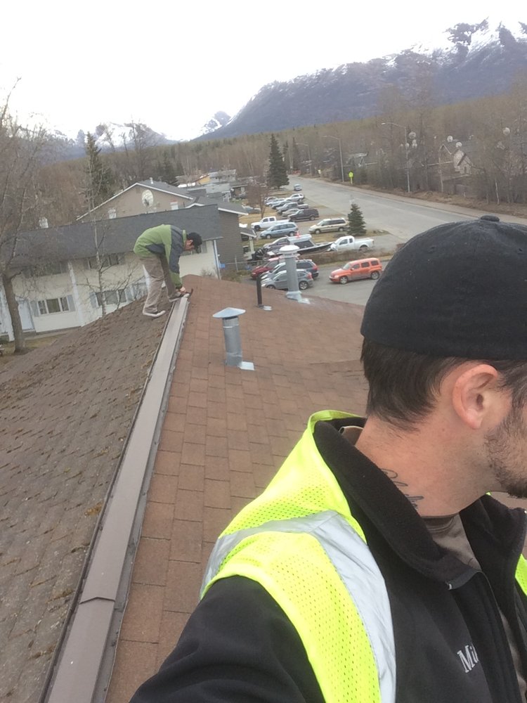 Slide of R & M Roofing