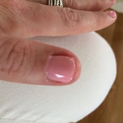 Tiffany's Nails - Messy gel manicure