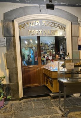 Antica Pizzeria Port’Alba by null