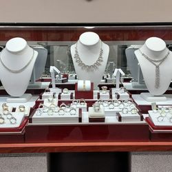 Diamonds & Dreams Jewelers