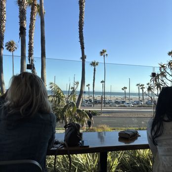 Bear Flag Fish - Seafood Near Me - Huntington Beach, California Bear Flag Fish - Seafood Near Me - Huntington Beach, California