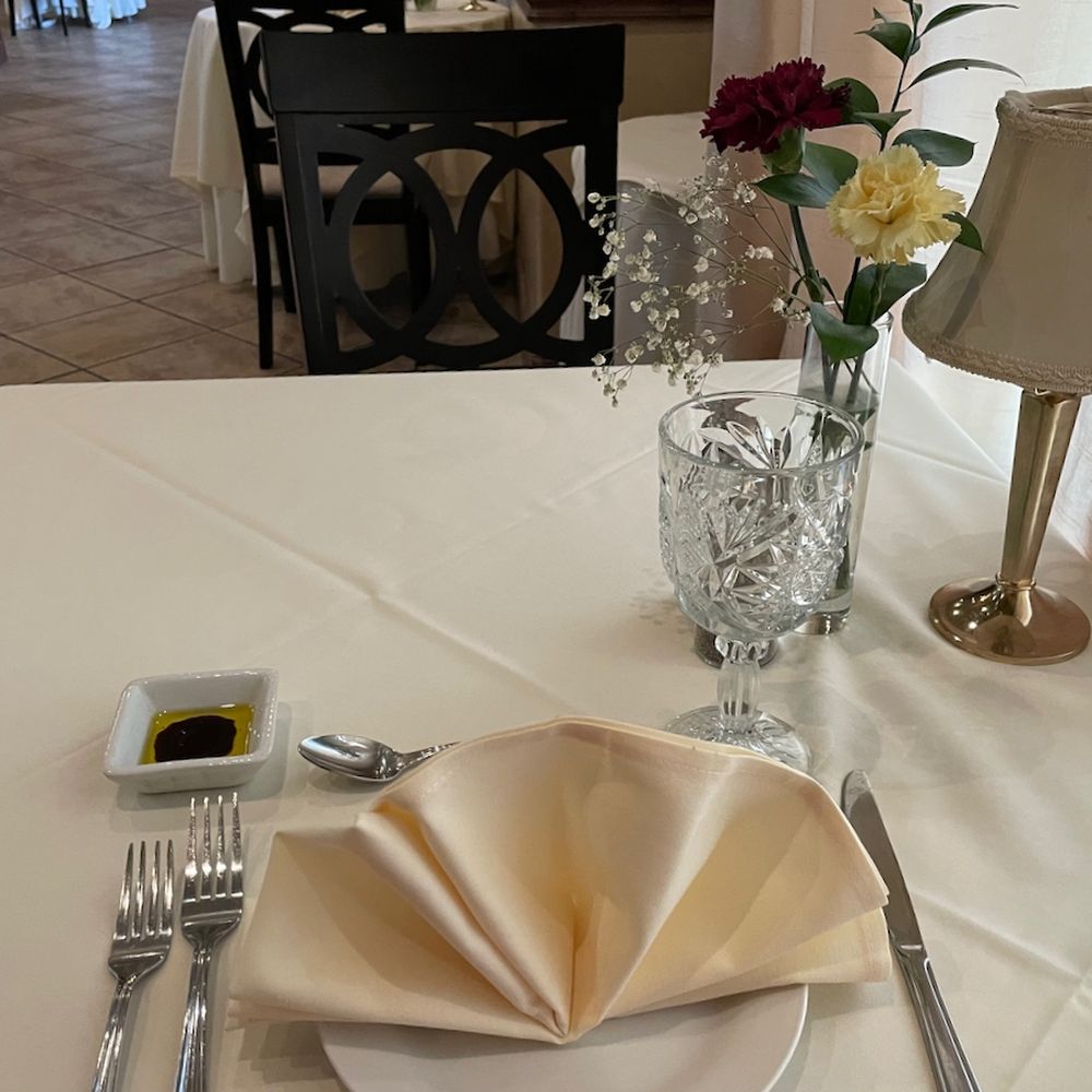 Aragosta - Place setting. - Modern European Near Me - St. George, Utah Aragosta - Place setting. - Modern European Near Me - St. George, Utah