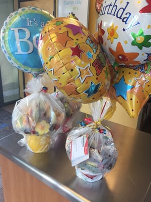 Edible Arrangements by null