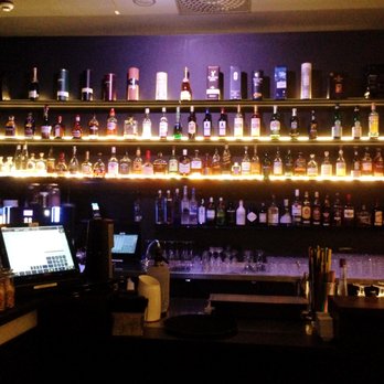 Bar 11 - Hochprozentiges - Cocktail Bars Near Me - Hamburg, HH