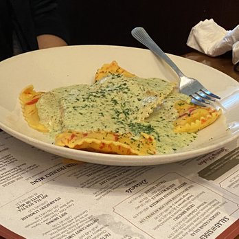 The Old Spaghetti Factory - Spinach & Cheese Ravioli - Italian Near Me - Sherwood, Oregon The Old Spaghetti Factory - Spinach & Cheese Ravioli - Italian Near Me - Sherwood, Oregon