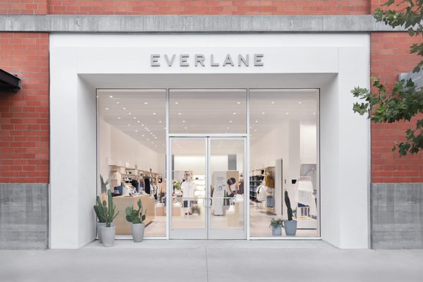 Everlane by null