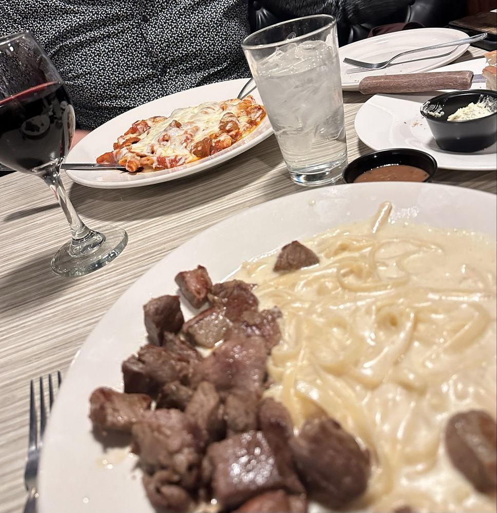 Dolce Vita Italian Bistro and Pizzeria Image