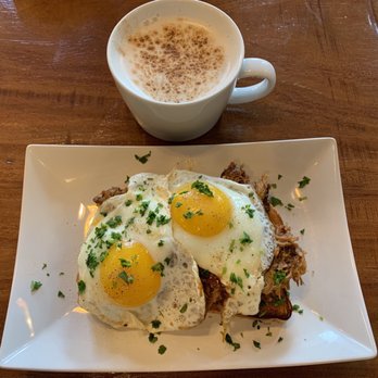 Bruncheria - Chai Latte and pulled pork with sunny eggs - Breakfast & Brunch Near Me - New Westminster, British Columbia