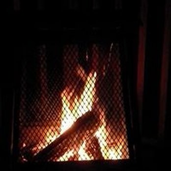 Camp KC - Relaxing by the shore with a warm glowing fire and gentle breeze. - Vacation Rentals Near Me - Saranac Lake, New York Camp KC - Relaxing by the shore with a warm glowing fire and gentle breeze. - Vacation Rentals Near Me - Saranac Lake, New York
